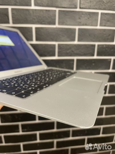 Apple MacBook Air 13 A1369 Late 2010 разбор