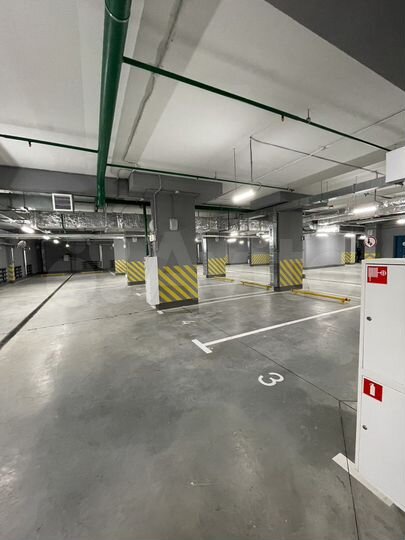 Машиноместо, 20 м²