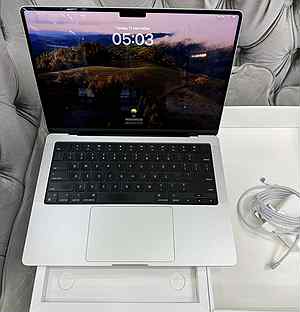 Macbook pro 14 m2