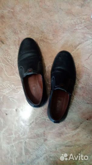 Рубашки и туфли для мальчика