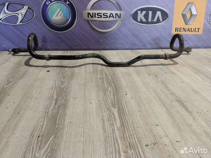 Стабилизатор перед спу Nissan juke F15