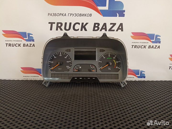 Панель приборов Mercedes-Benz Axor