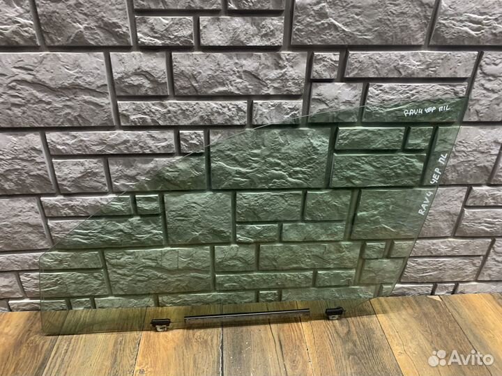 Toyota RAV 4 Стекло двери передней левой