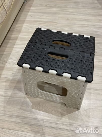 Табурет складной