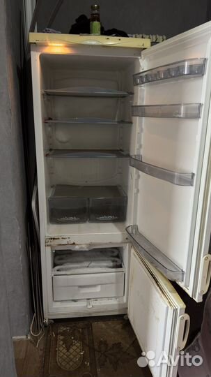 Холодильник б/у