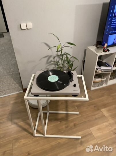 Виниловый проигрыватель Lenco