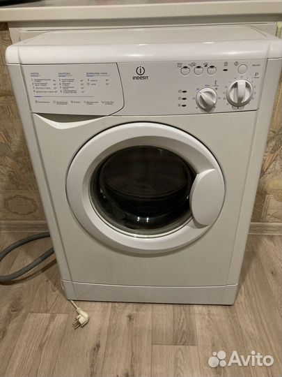 Стиральная машина indesit