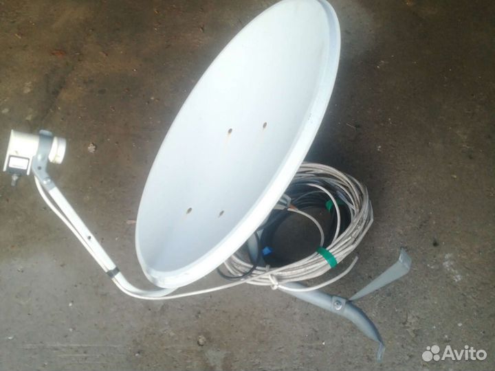 Антенна спутниковая 0.6м триколор