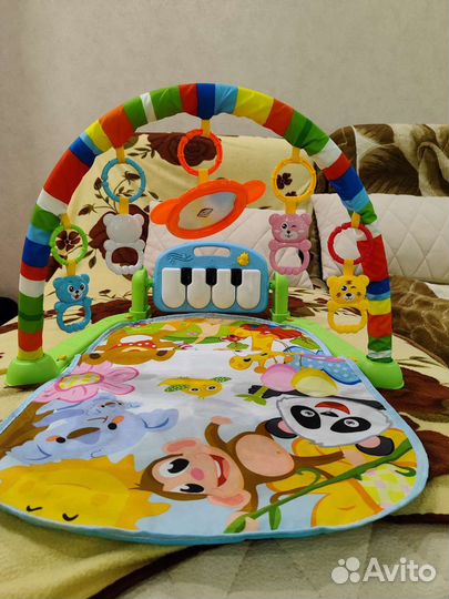Развивающий коврик