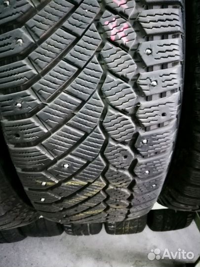 Continental ContiIceContact 4x4 235/65 R17