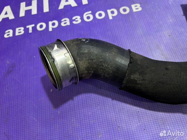 Патрубок интеркулера Volkswagen Touareg 7L 2 2006