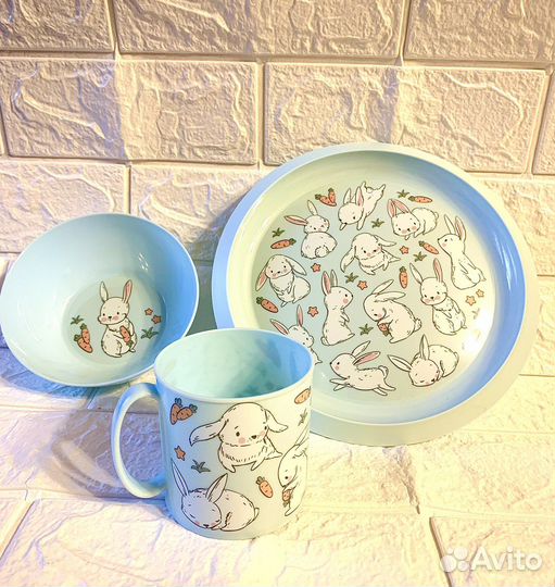 Набор новый детской посуды пластик Россия