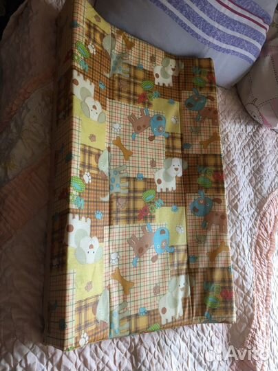 Пеленальный столик