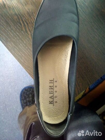 Продам обувь р.37-38