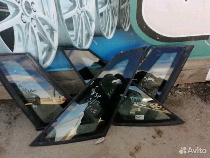 Форточка боковая дверная крыла Daewoo Espero