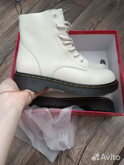 Ботинки женские новые