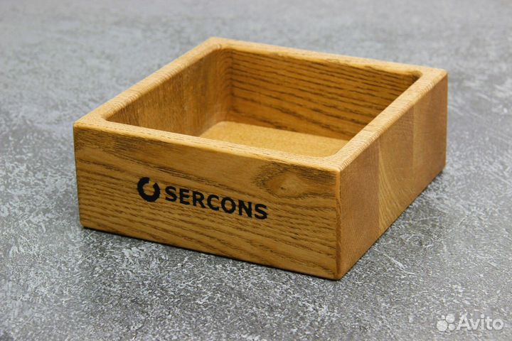 Подарочная коробка из дерева с инд. дизайном