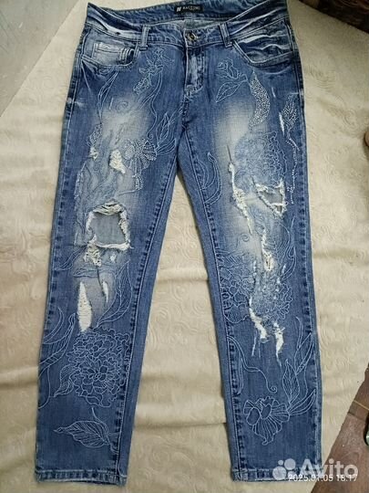 Джинсы