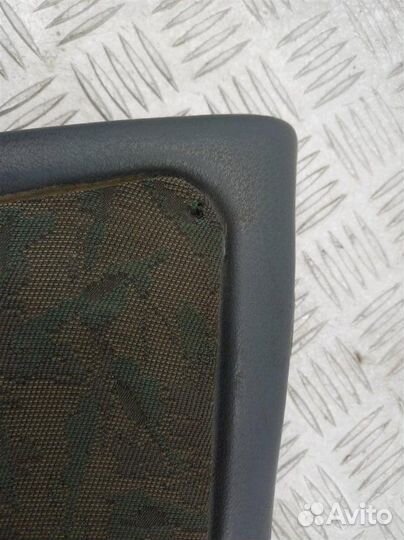 Обшивка двери передней левой Chevrolet Niva 1.7