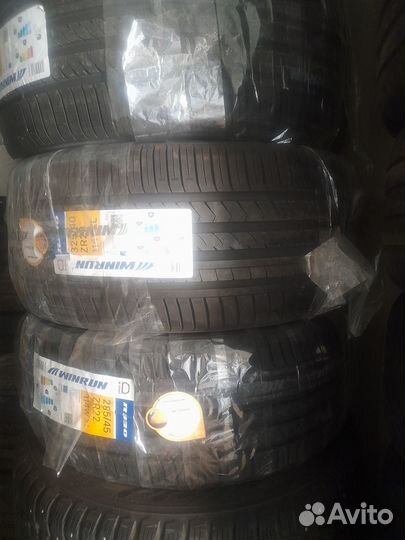 Winrun R330 285/45 R22 и 325/40 R22 114Y