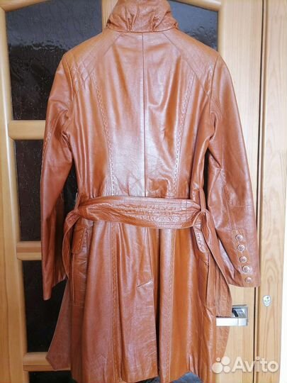 Кожаный плащ