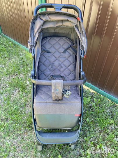 Коляска прогулочная Carrello Bravo