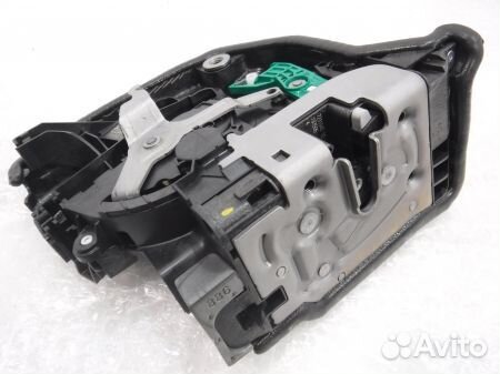 Замок двери задней правой