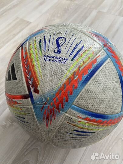 Футбольный мяч adidas оригинальный