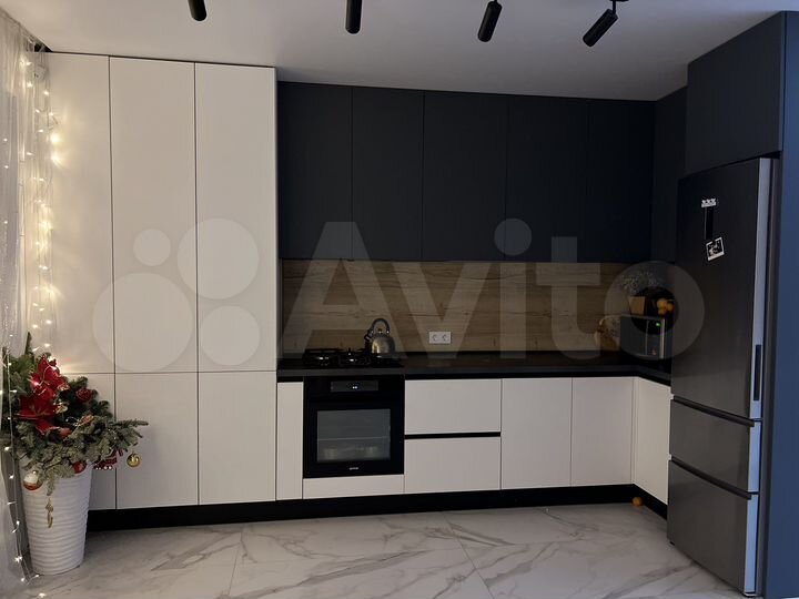 2-к. квартира, 57 м², 7/8 эт.