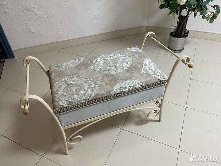 Банкетка с ящиком