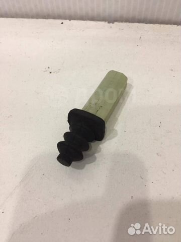 Концевик замка лючка бензобака на Infiniti Nissan