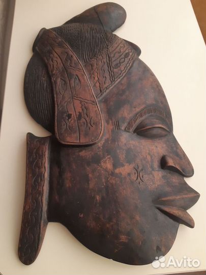 Африканские маски из дерева