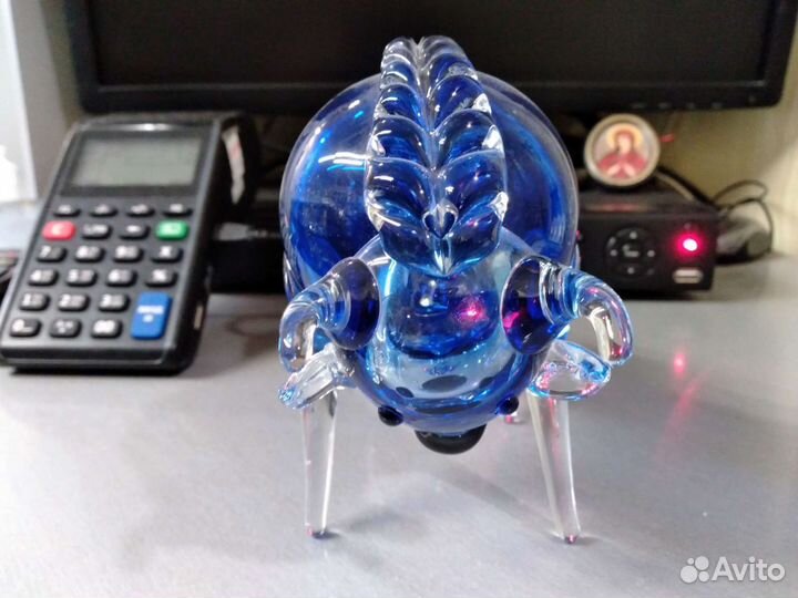 Синий бык стекло