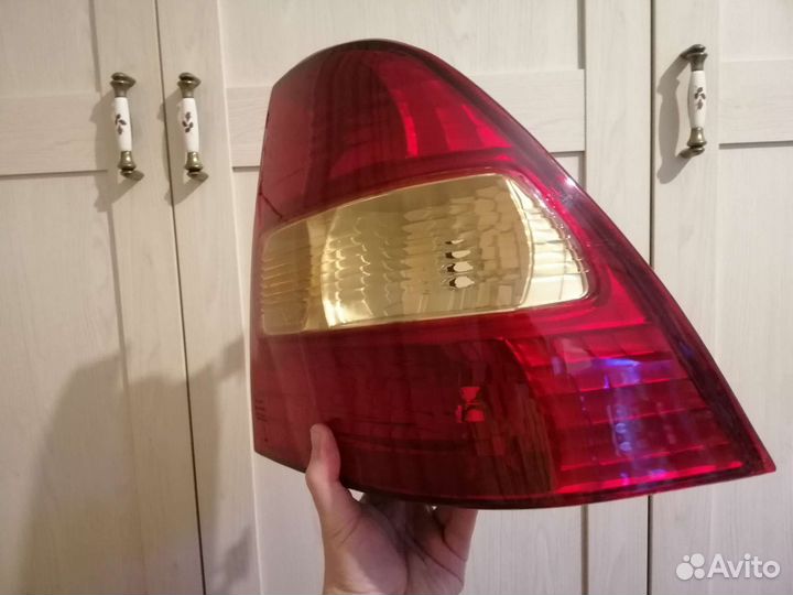 Фонарь задний Toyota Corolla, правый