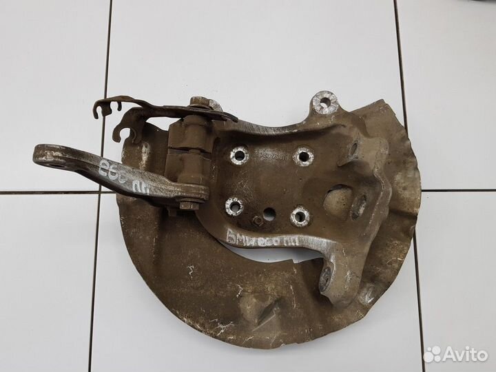 Кулак поворотный передний правый (BMW 5)