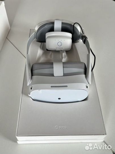 Очки виртуальной реальности pico 4 беспроводные