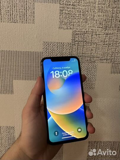 iPhone X, 64 ГБ