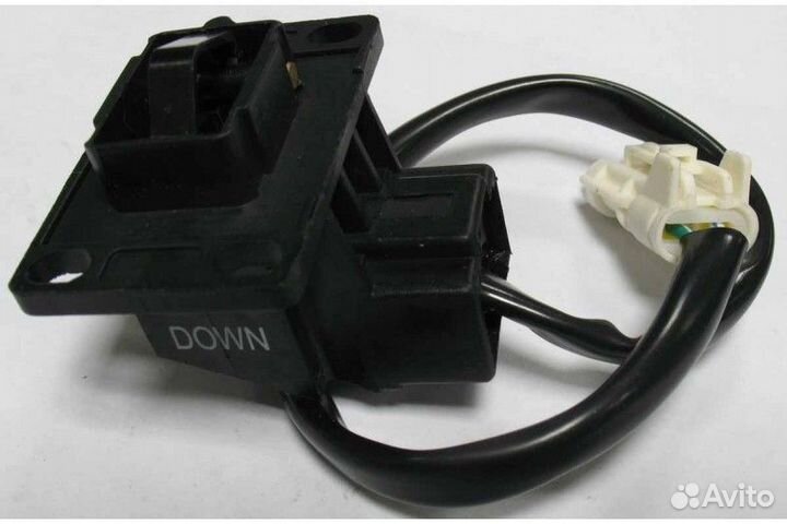 Датчик включенной передачи (12В), (пониженной), bu