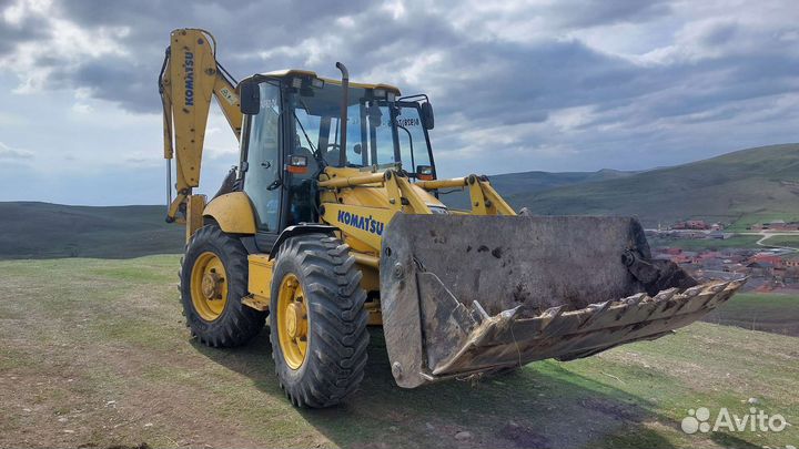 Экскаватор-погрузчик Komatsu WB93S-5, 2007