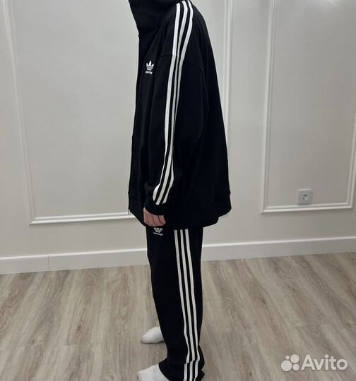 Костюм adidas balenciaga