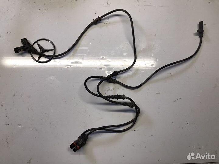 Датчик абс датчик колодок Мерседес w212