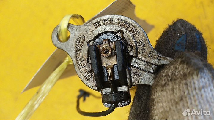 Датчик уровня масла W140