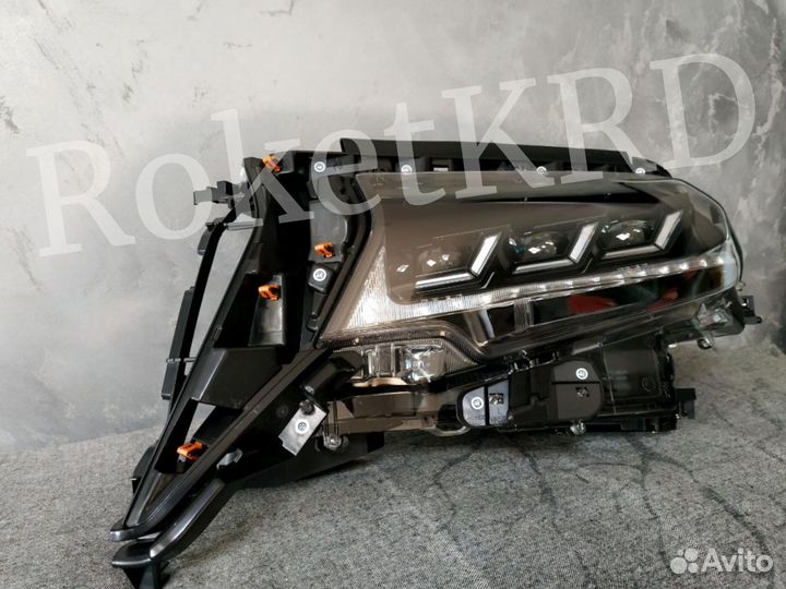 Фары Toyota Land Cruiser Prado 150 Прадо 2017