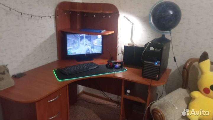 Компьютерный стол угловой бу