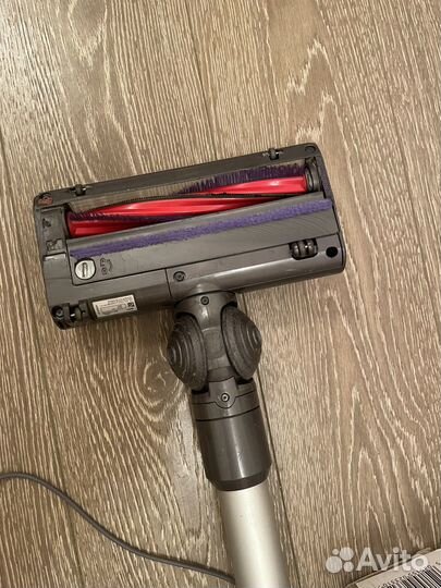 Пылесос Dyson DC62