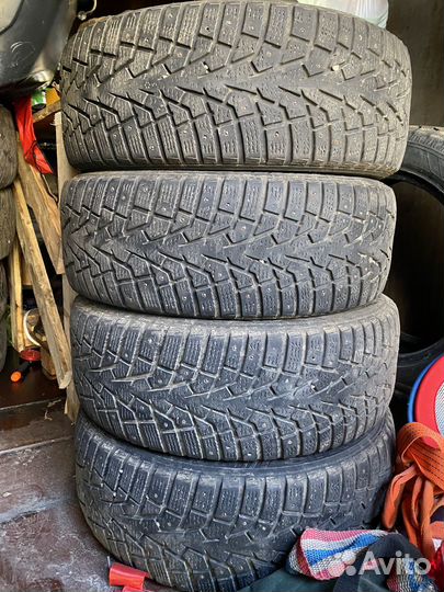 Maxxis ArcticTrekker NP3 215/55 R17