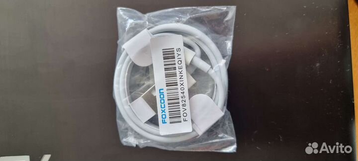 Зарядка на iPhone провод