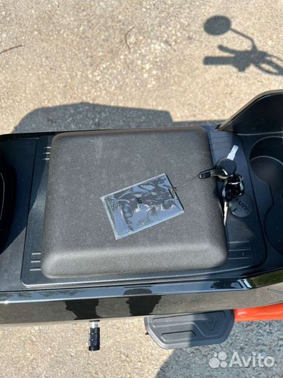 Электроскутер NIU UQI+Sport