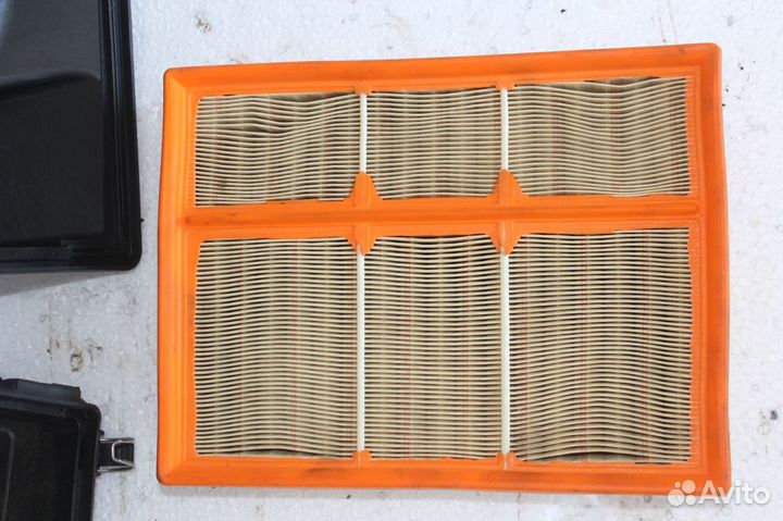 Корпус воздушного фильтра Mercedes CLK-Class C208