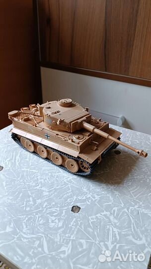 Сувенирный танк